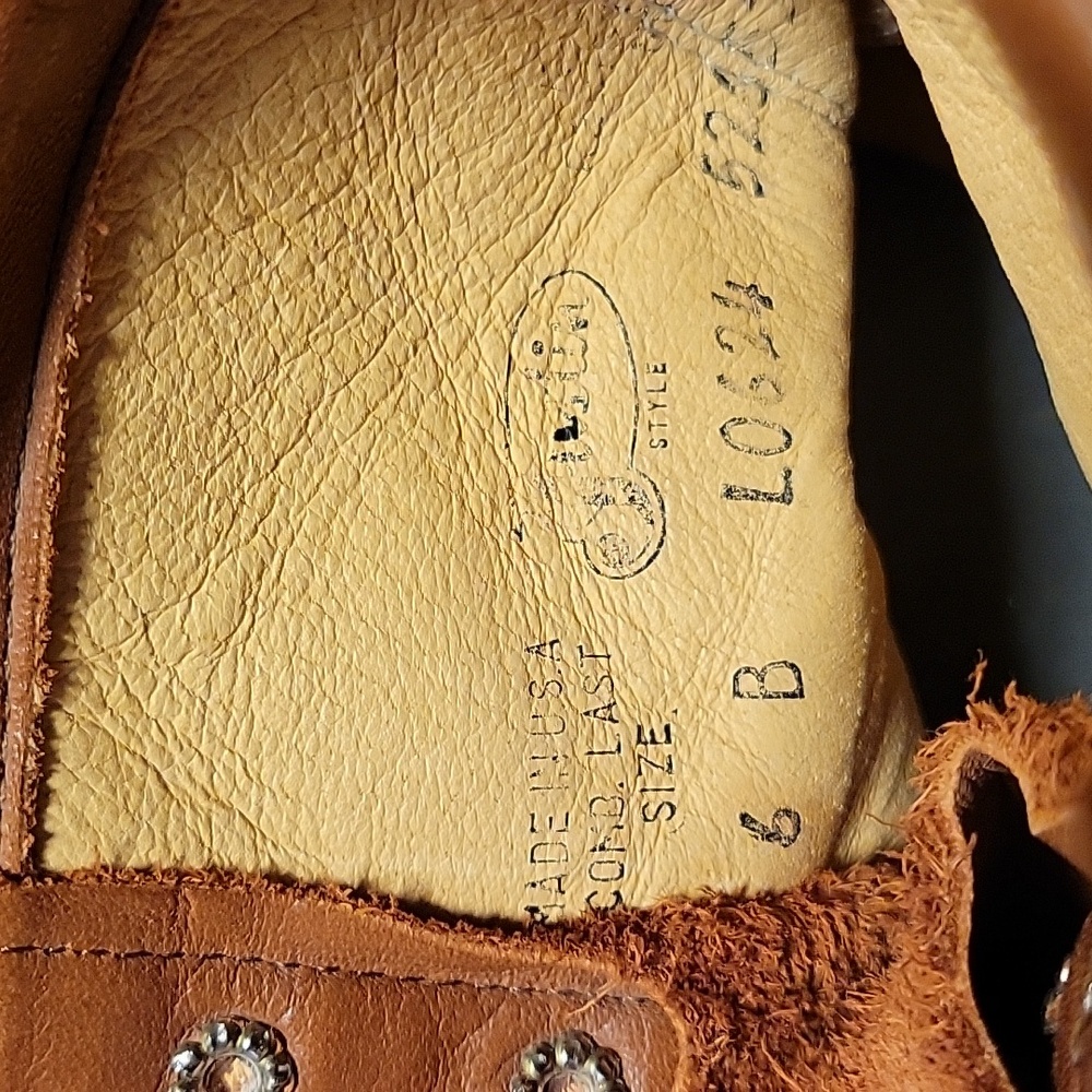 Justin Ropers, Cognac, Size 6. - Picture 6 of 6
